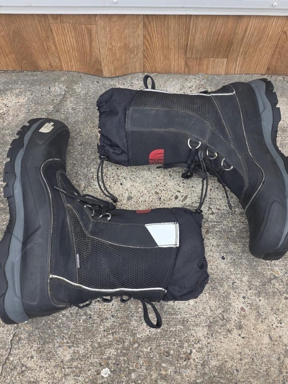 The North Face Men's Snow Boots Size 13